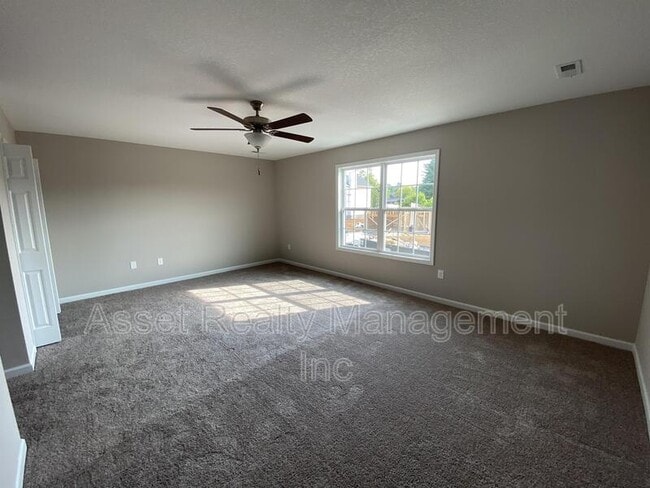 Building Photo - 8233 Zodiac Ln