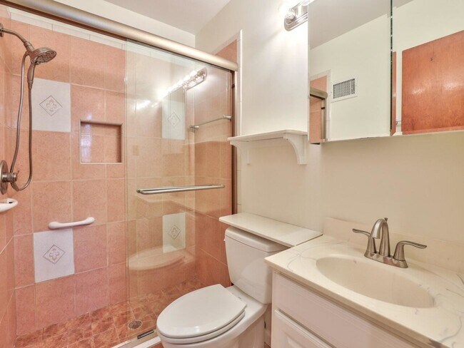 Building Photo - 2950 Meginnis Arm Rd