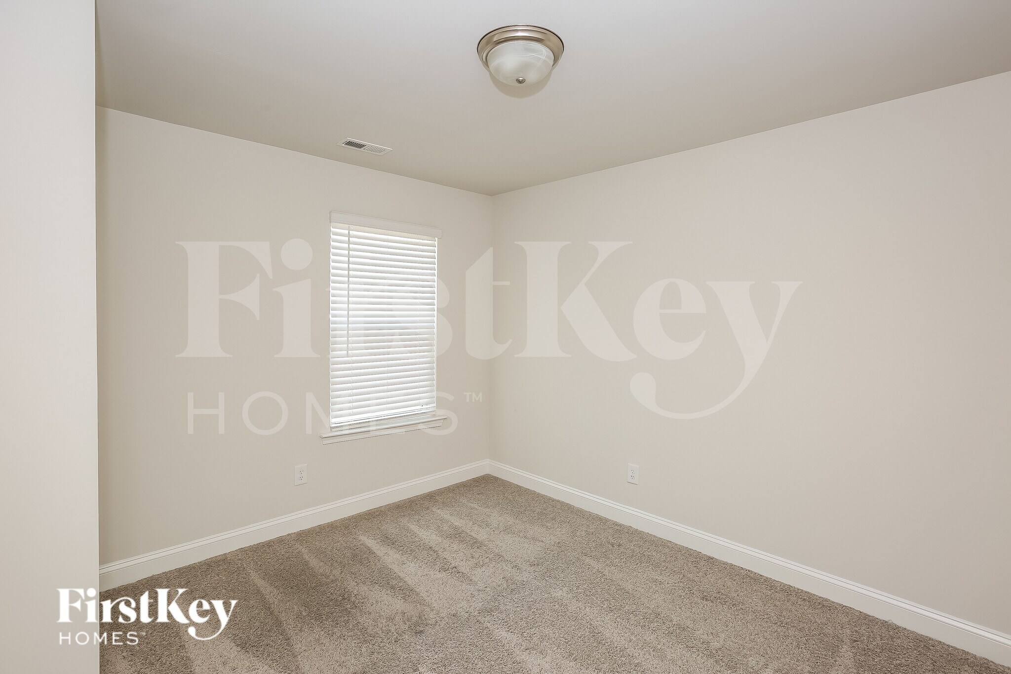 Building Photo - 2019 Cypress Village Dr NW