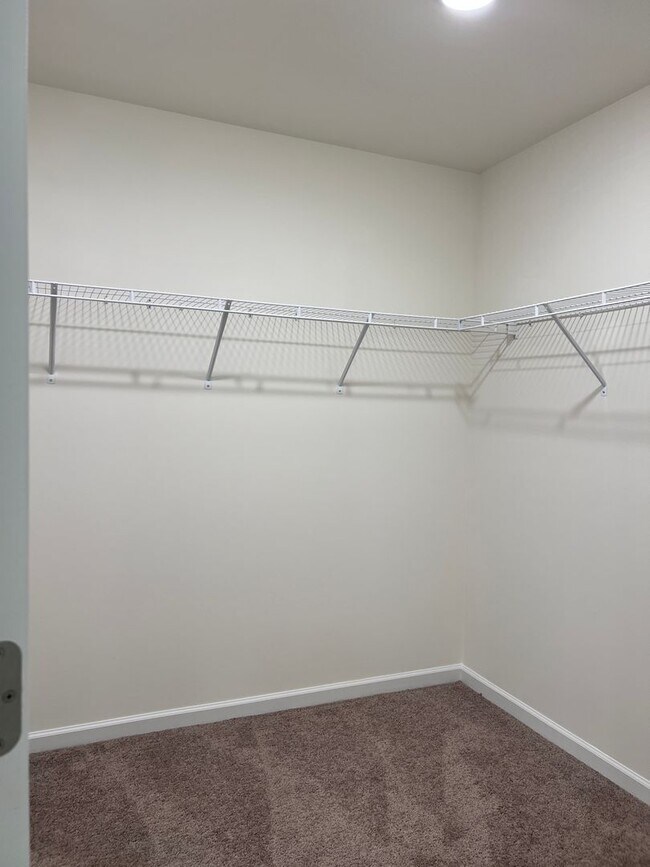 Building Photo - Coming Soon – 3 Bedroom, 2.5 Bath Home in ...