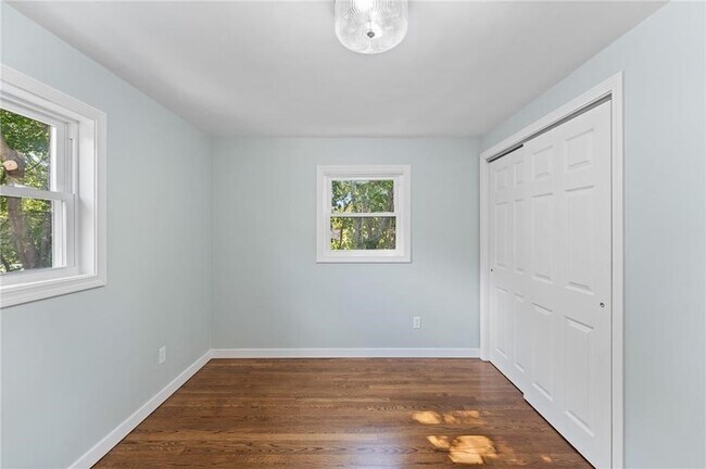 Building Photo - 7 Laneway Ct