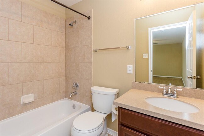 Building Photo - 4035 Merry Meadow Ct