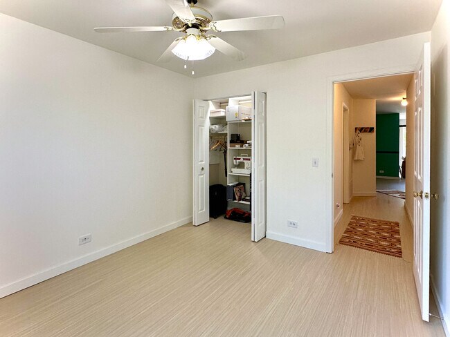Building Photo - 174 Hemingway Ct