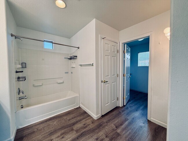Building Photo - Gated Community Home in Centennial Hills!