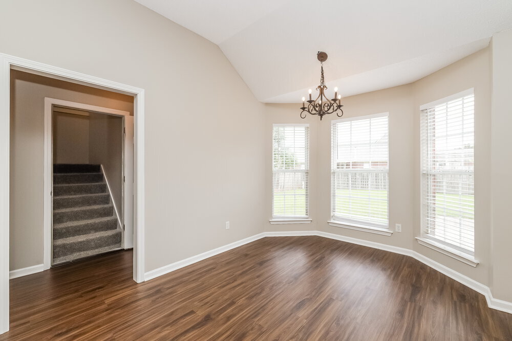 Building Photo - 13268 Sandbourne S