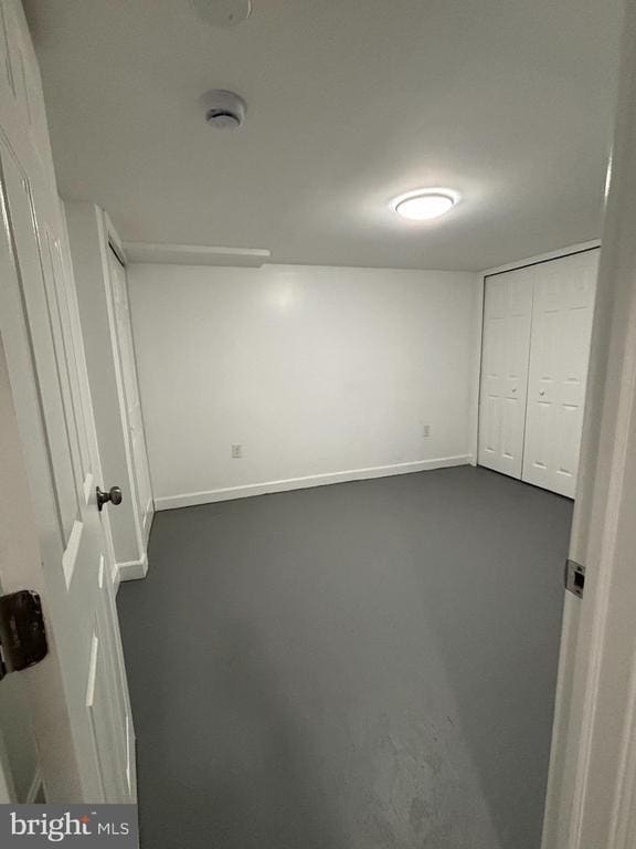 Building Photo - 3758 Columbus Dr