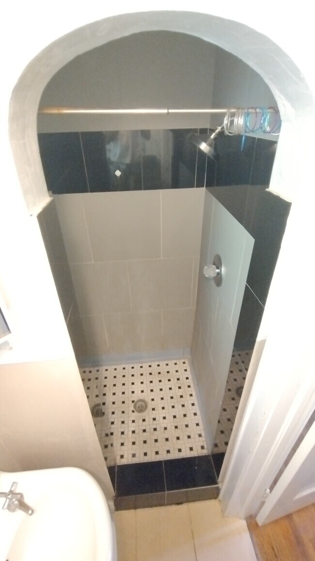 Building Photo - 718 NW 32nd St