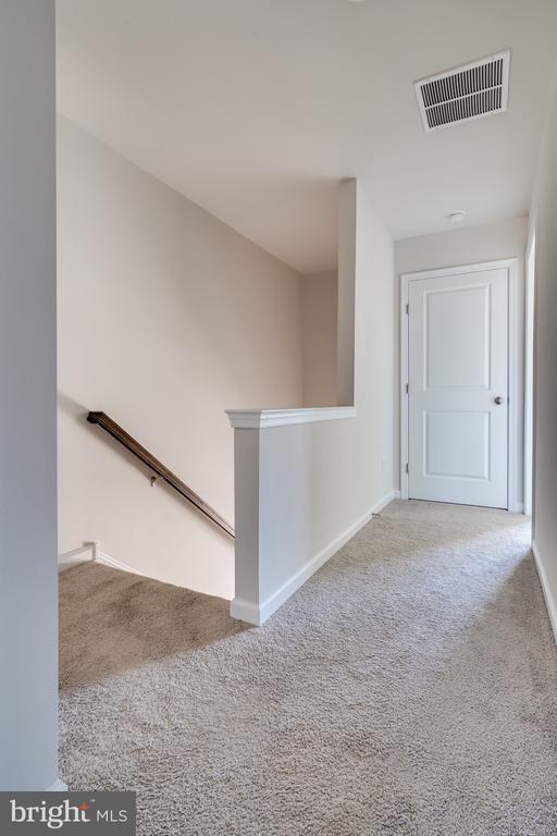 Building Photo - 69 Nelsons Wy