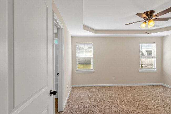 Building Photo - 309 Channel Run Ln