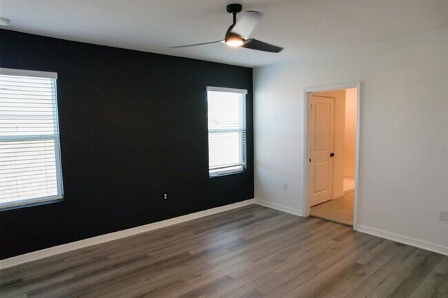 Building Photo - 34110 Jasper Stone Dr