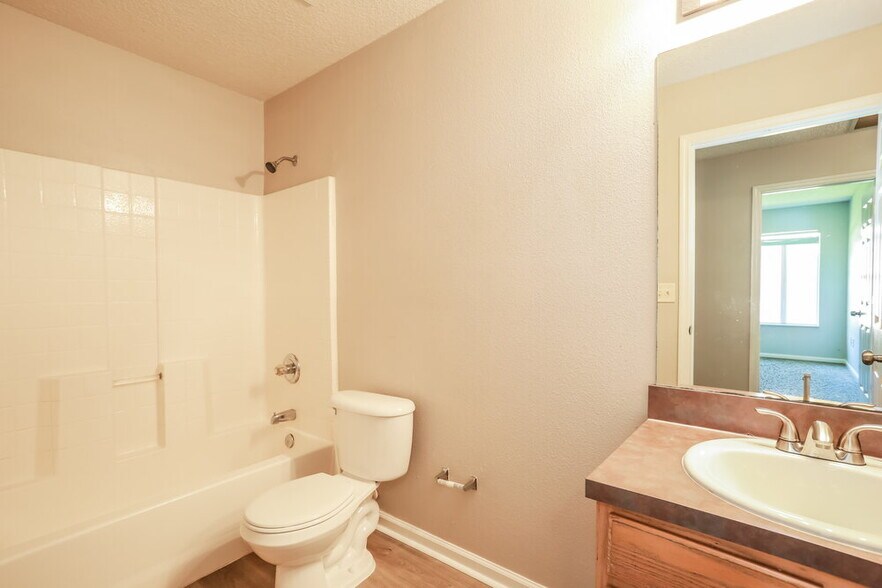 Building Photo - 5690 Chirping Way W