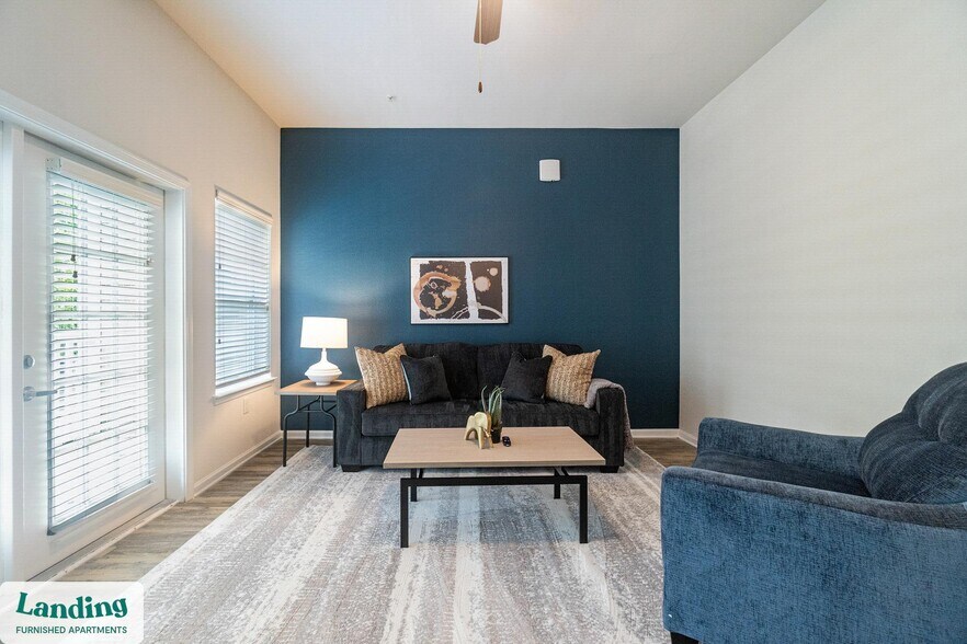 Building Photo - 655 W Mallard Creek Church Rd