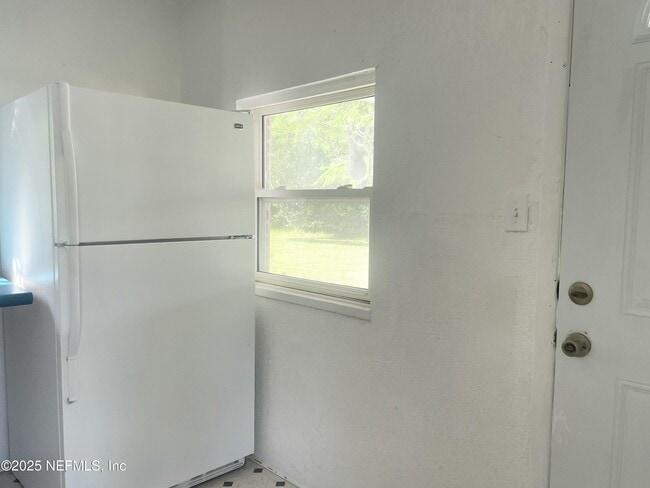 Building Photo - 6538 US-90