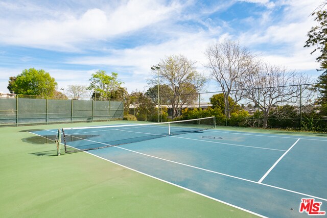 Tennis court - 7742 Redlands St