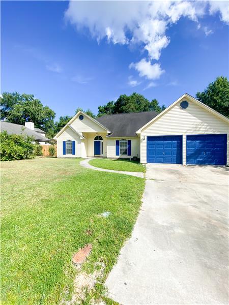 Primary Photo - 42 Cutler Dr