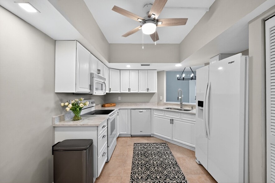 Building Photo - 2671 Citrus Lake Dr