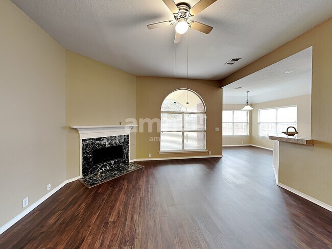 Building Photo - 1021 Ponderosa Ridge
