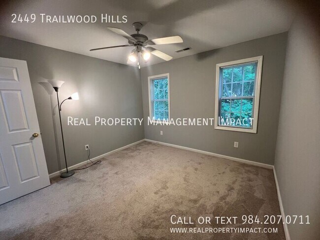 Building Photo - 2449 Trailwood Hills Dr
