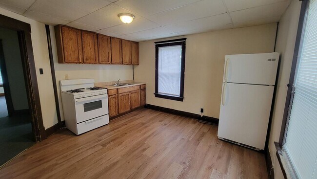 Building Photo - 516 Adaline Avenue