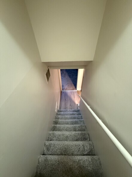 Building Photo - 1105 W 10550 S