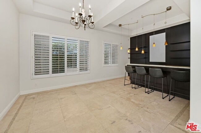 Building Photo - 1470 Paseo De Oro