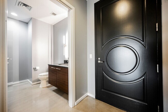 Building Photo - Modern Industrial Loft at Soho Lofts – 1BR/2BA High-Rise in the Arts District, City & Mountain Vi...