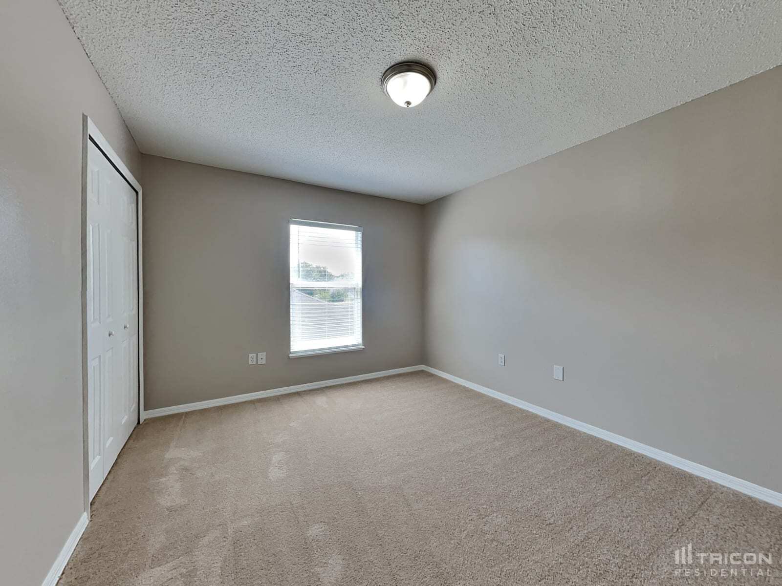 Building Photo - 2665 Whispering Trails Dr