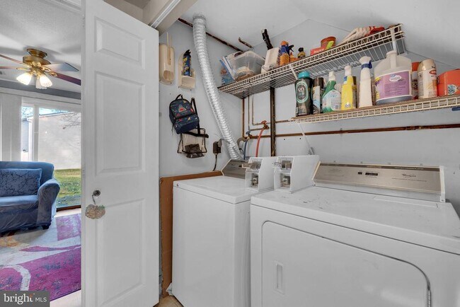 Building Photo - 89 Doe Ct