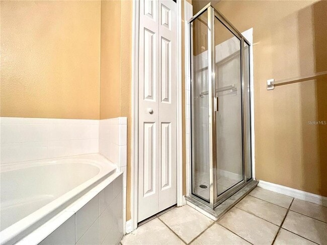 Building Photo - 16708 Glenbrook Blvd