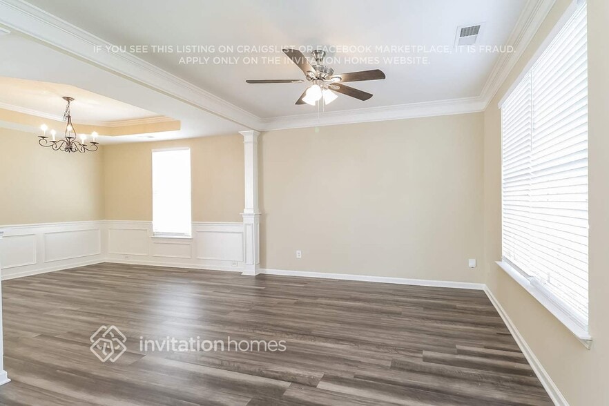 Building Photo - 16411 Austringer Pl
