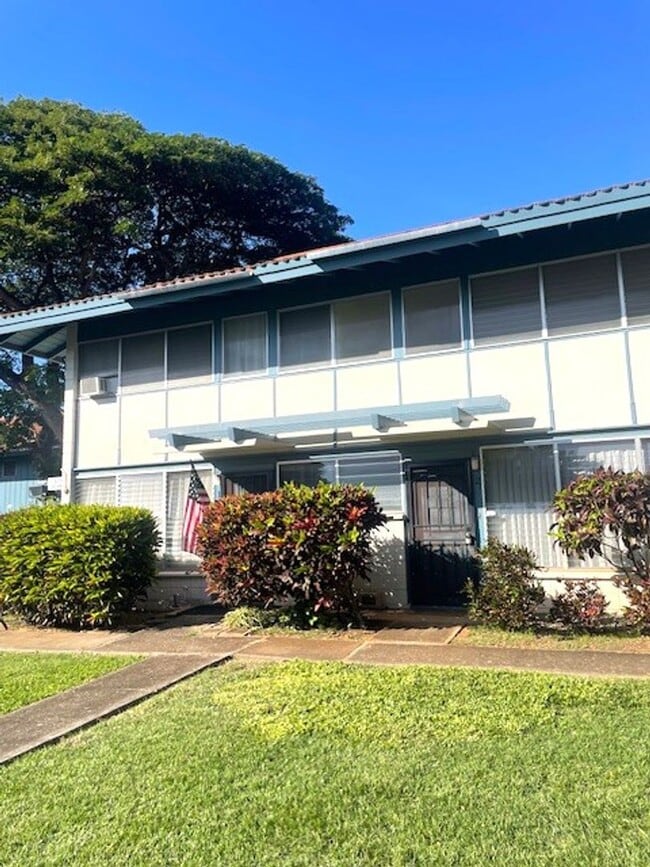Building Photo - 2 Bed/ 2 Bath/ 2 Parking unit In Honolulu