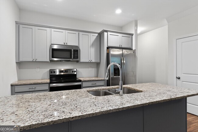 Building Photo - 3122 Meadowstone Ln SW