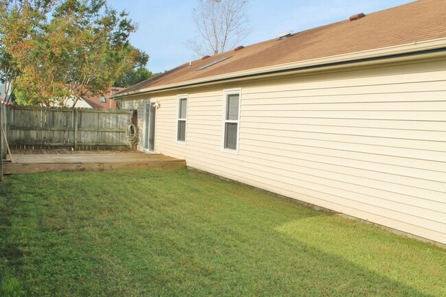 Building Photo - READY 07-15-26! Charming Rock Creek Ranch Home! Community Pool, Tennis Courts, & Playgrounds! Mus...