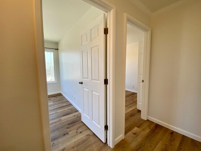 Building Photo - Remodeled 3BR, 2BA with Orchard, Garage & ...