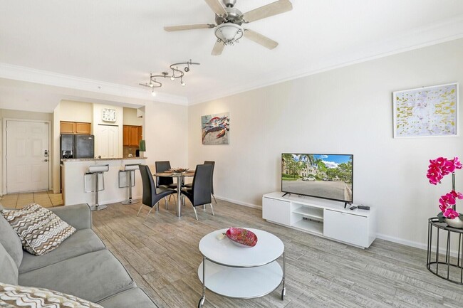 Building Photo - 276 Murcia Dr