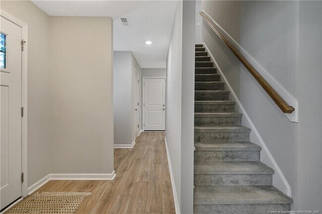 Building Photo - 4631 Cedar Pass Dr