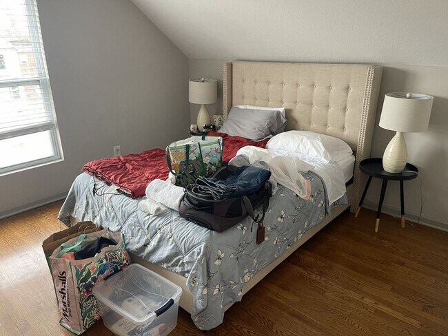 Building Photo - 94 Mcmillen