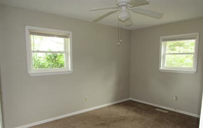 Building Photo - 114 Antler Dr