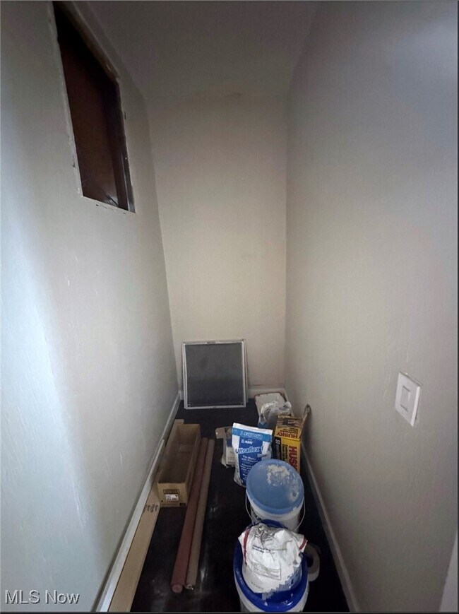 Building Photo - 5924 Denison Ave