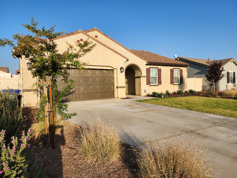Building Photo - 4926 Shelby Lynn Ave