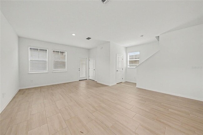 Building Photo - 10757 El Radabob Wy