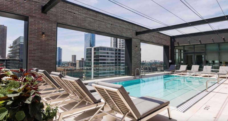 Building Photo - 160 N Desplaines St