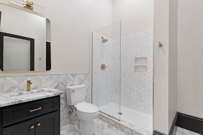 Building Photo - Historic Charm Meets Modern Luxury