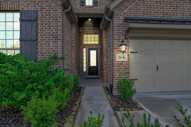 Building Photo - 21131 Melshell Dr