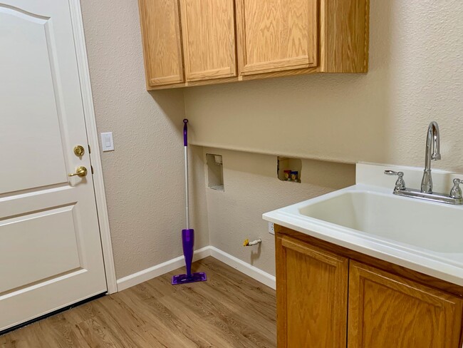 Building Photo - Recently Updated! 55+ Senior Living