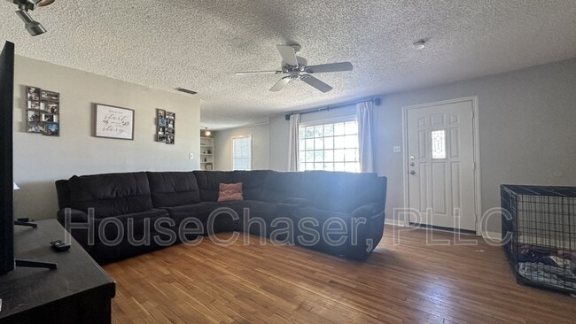 Building Photo - 3319 26th St