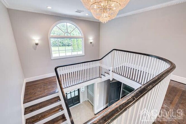 Building Photo - 55 Devon Rd