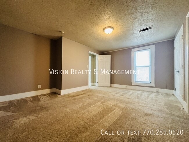 Building Photo - 240 Clem Lowell Rd