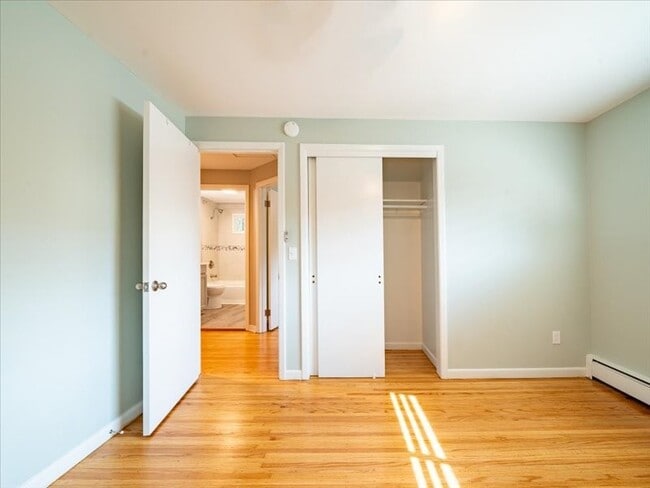 Building Photo - 7 Courtenay Cir