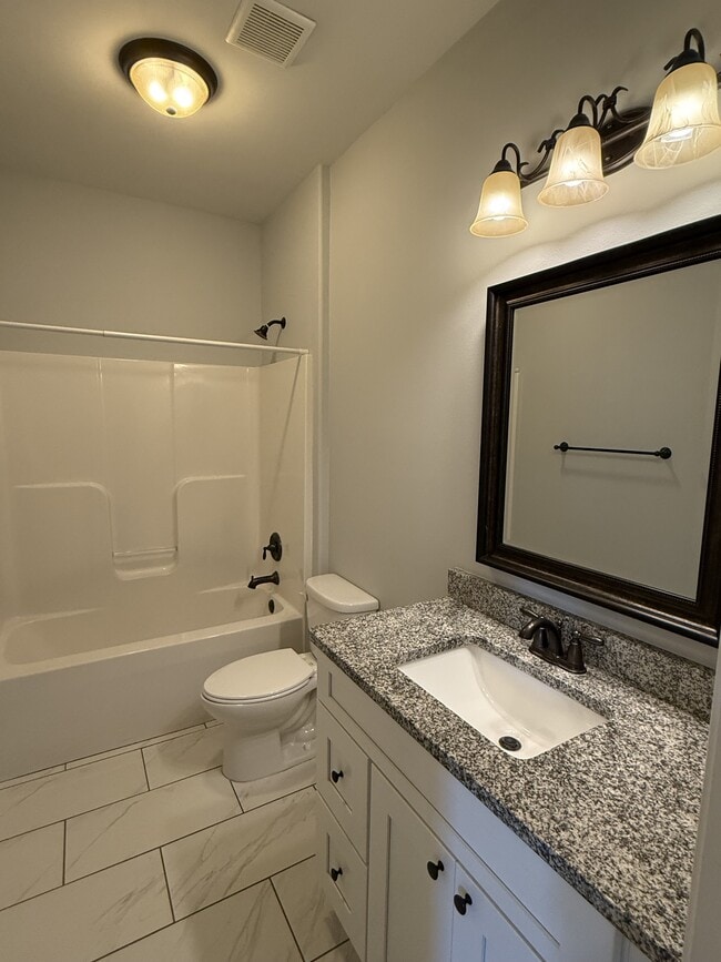 Building Photo - 92 Arbor View Dr
